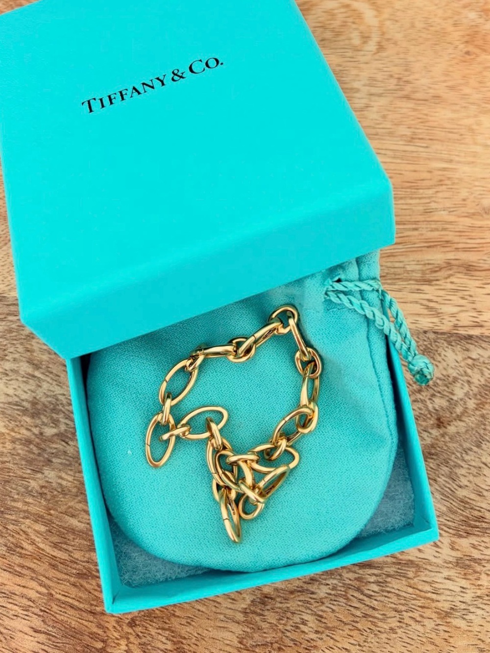 Tiffany oval clasping link bracelet 18k yellow gold